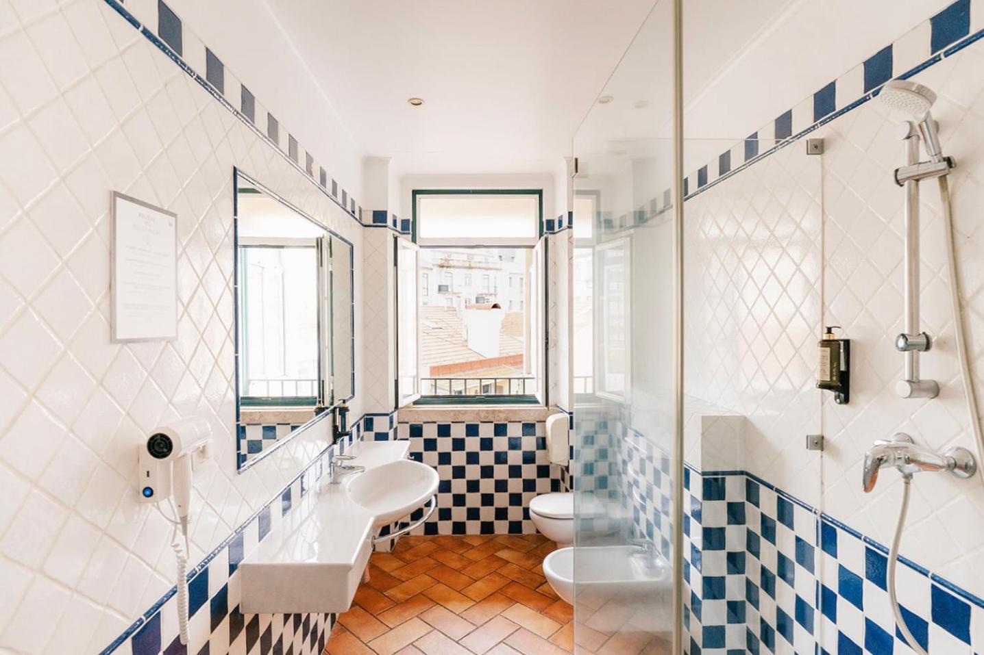 Saturdays Hostel Lissabon Buitenkant foto